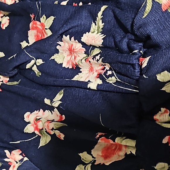 Jumpsuit - Picture 4 of 7